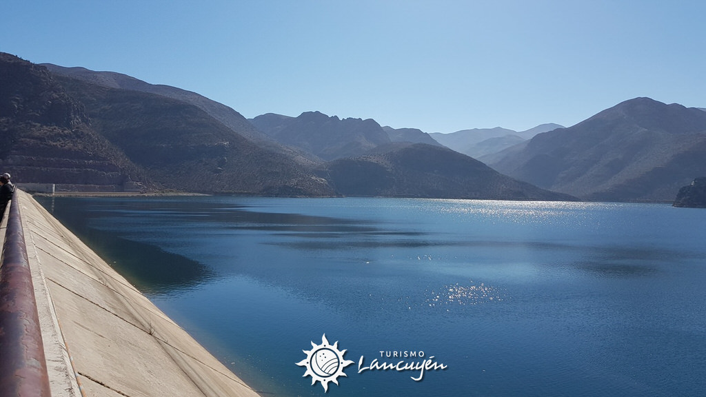 Embalse Puclaro, vista desde la cortina - Tour Valle del Elqui